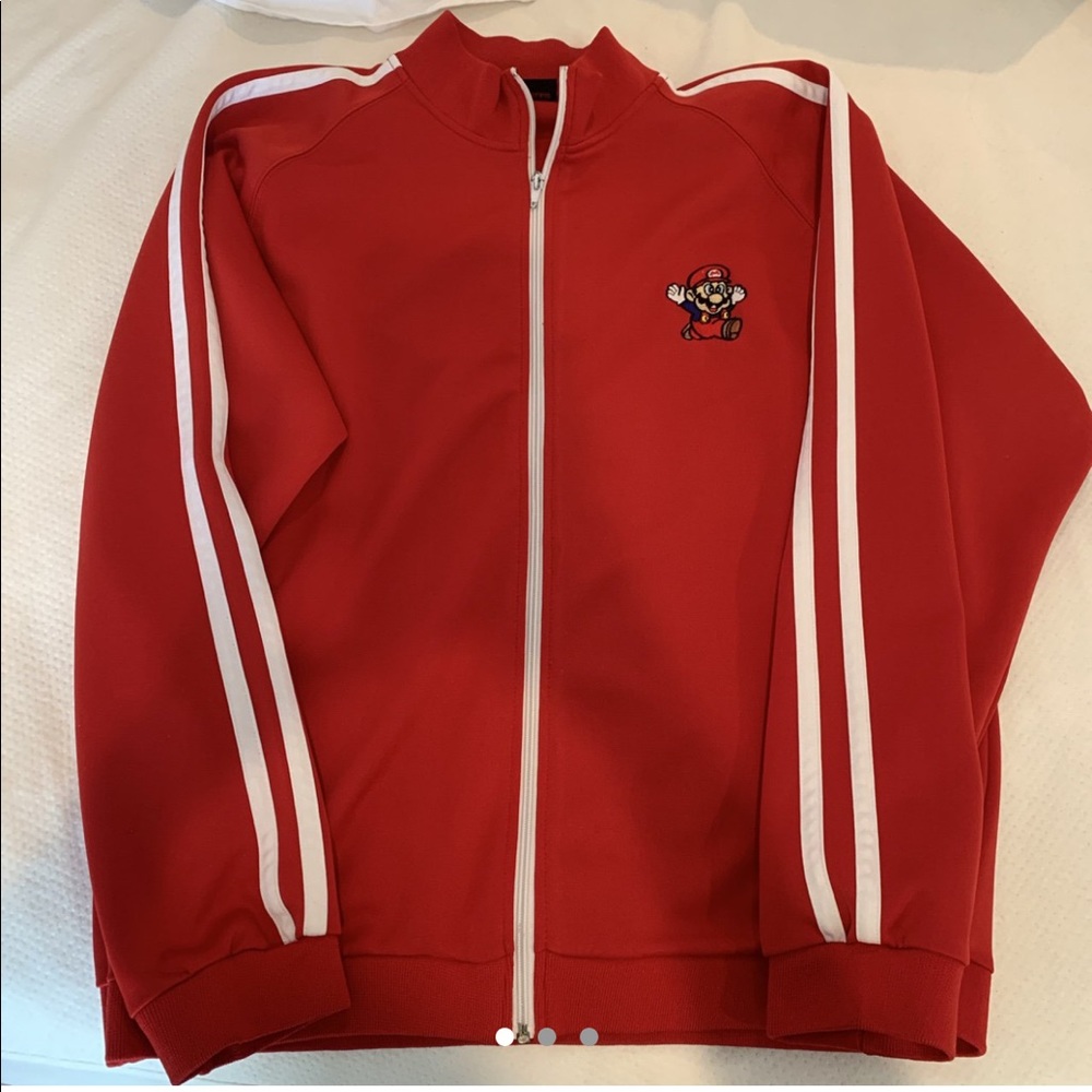 VINTAGE MARIO ZIP UP